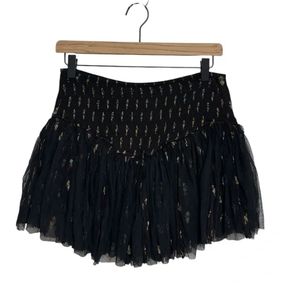 Free People FP One Blossom Mini Skort in Black - Size M - Picture 4 of 9